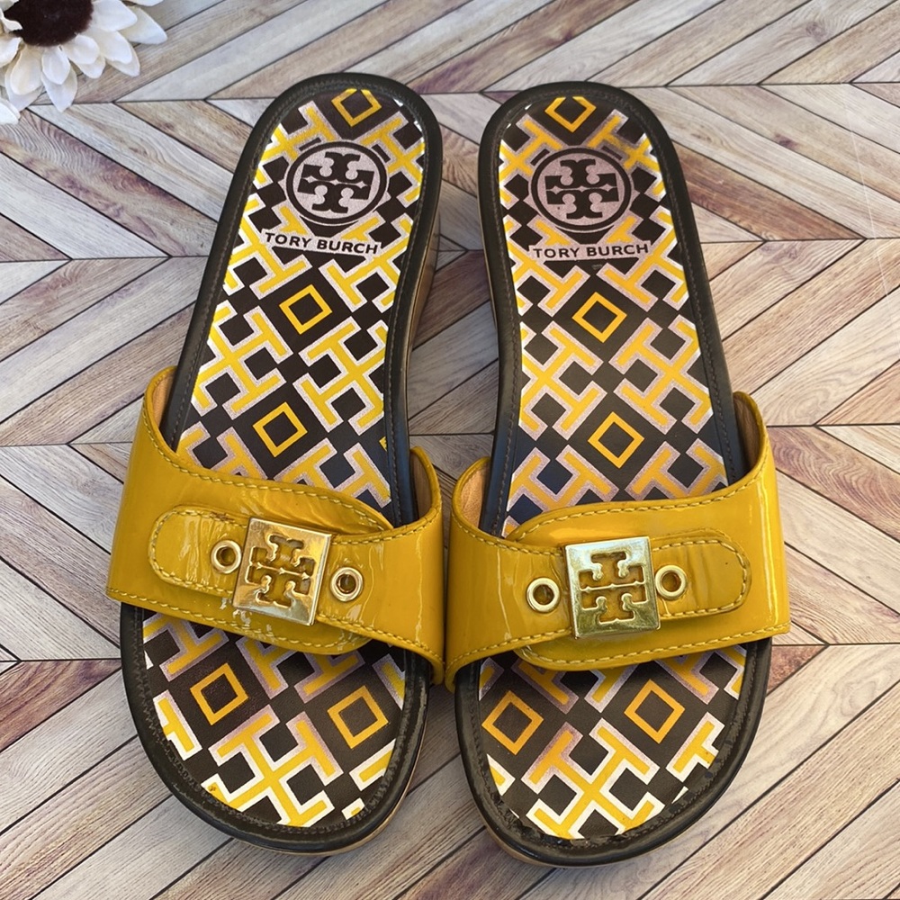 Tory Burch Yellow Summer Slides Sandals size 5.5/6 - Picture 8 of 10